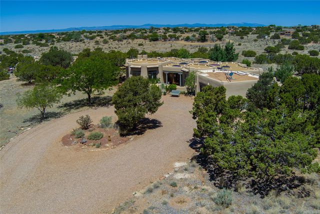 58 Balsa Road, Santa Fe, NM 87508