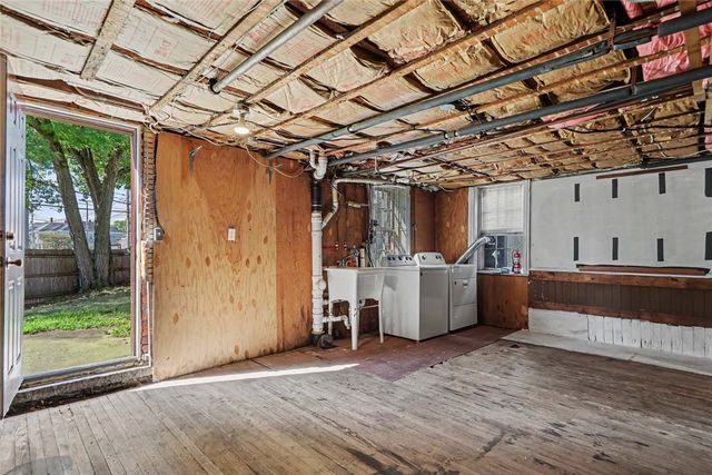 14 Webb Street, Pawtucket, RI 02860