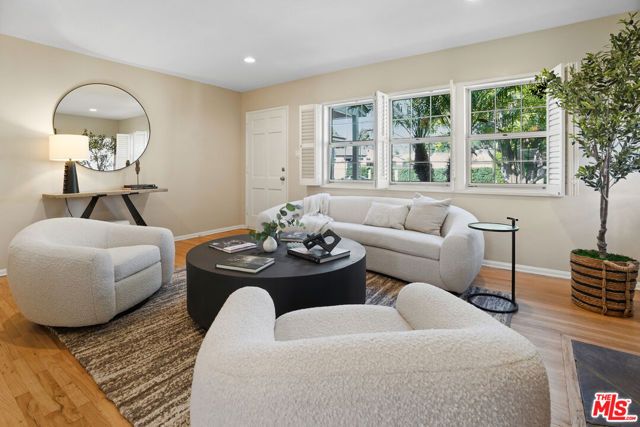 137 N Ontario Street, Burbank, CA 91505