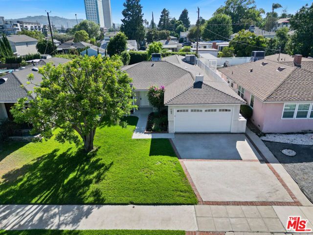 137 N Ontario Street, Burbank, CA 91505