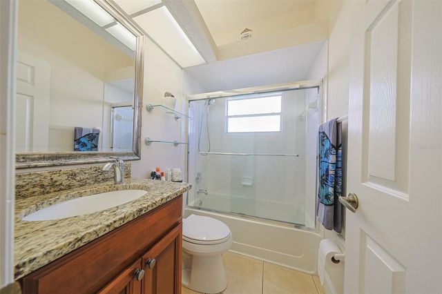 7113 52ND DRIVE E, Bradenton, FL 34203