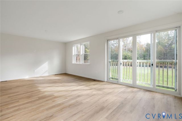 2247 Kennington Pky, Aylett, VA 23009