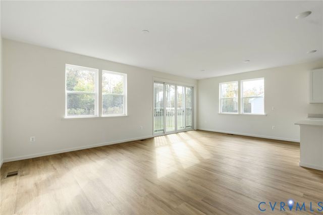 2247 Kennington Pky, Aylett, VA 23009