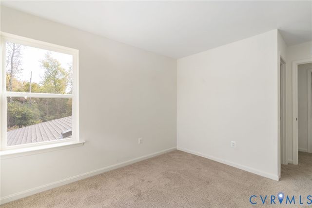 2247 Kennington Pky, Aylett, VA 23009