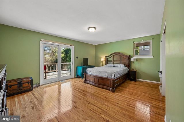 891 IVYLAND RD, Warminster, PA 18974