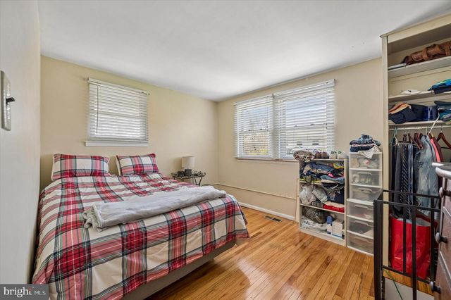 891 IVYLAND RD, Warminster, PA 18974