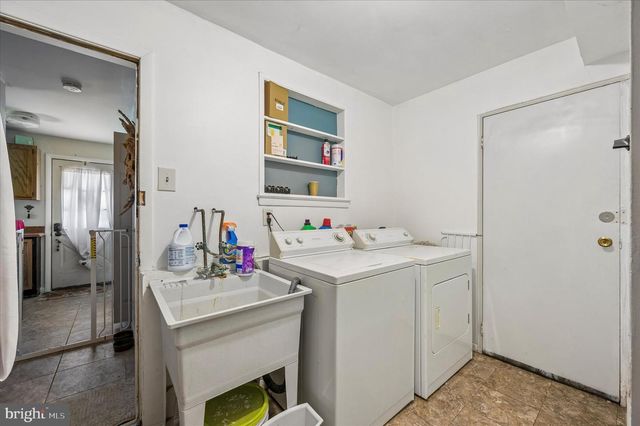 891 IVYLAND RD, Warminster, PA 18974