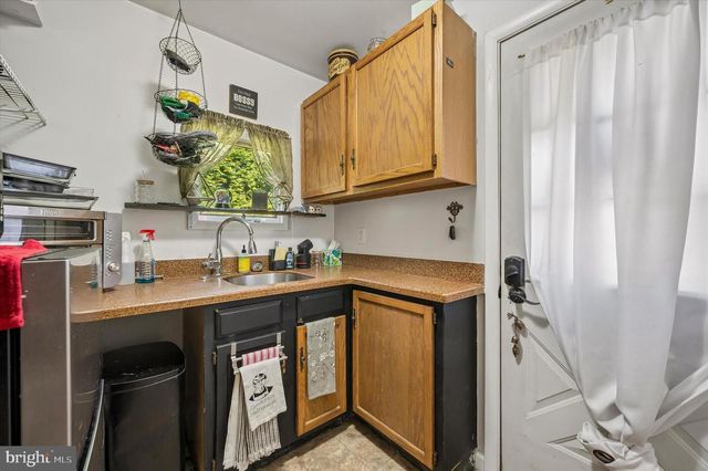 891 IVYLAND RD, Warminster, PA 18974