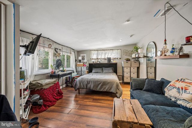 891 IVYLAND RD, Warminster, PA 18974