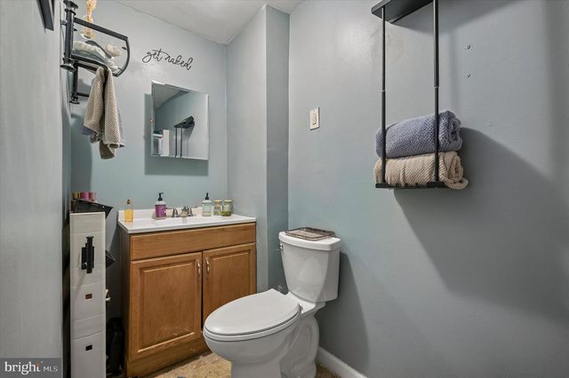 891 IVYLAND RD, Warminster, PA 18974