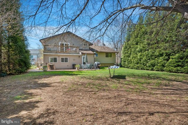 891 IVYLAND RD, Warminster, PA 18974