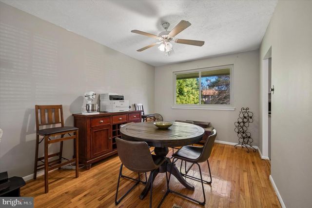 891 IVYLAND RD, Warminster, PA 18974