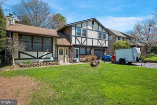 891 IVYLAND RD, Warminster, PA 18974