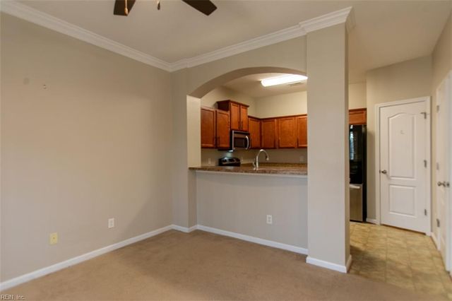 608 Marsh Hawk TRL, Carrollton, VA 23314