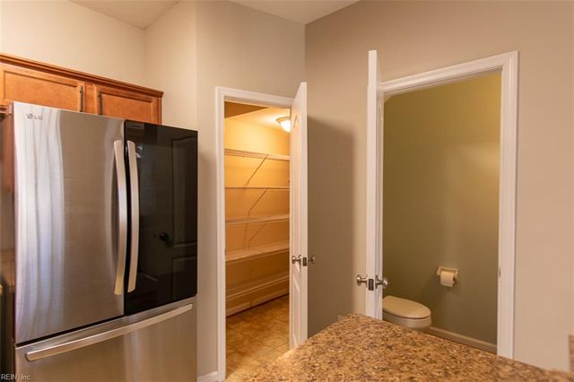 608 Marsh Hawk TRL, Carrollton, VA 23314