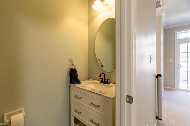 608 Marsh Hawk TRL, Carrollton, VA 23314