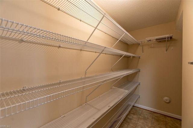 608 Marsh Hawk TRL, Carrollton, VA 23314