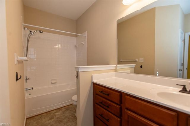 608 Marsh Hawk TRL, Carrollton, VA 23314