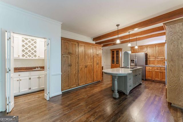335 Cameron Ridge Drive, Atlanta, GA 30328