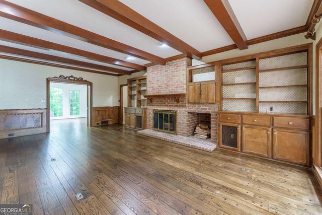 335 Cameron Ridge Drive, Atlanta, GA 30328