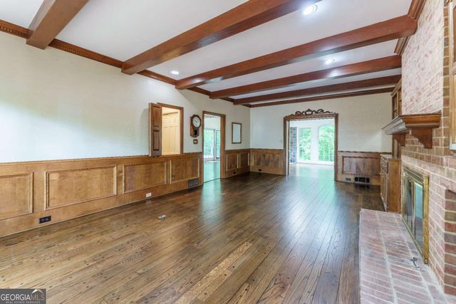 335 Cameron Ridge Drive, Atlanta, GA 30328
