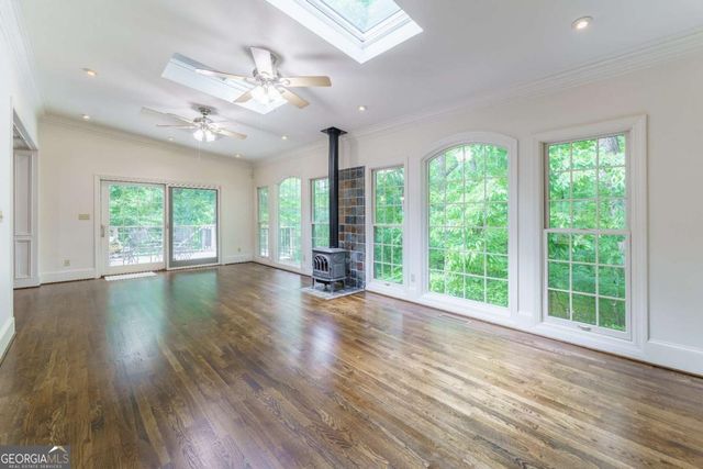 335 Cameron Ridge Drive, Atlanta, GA 30328