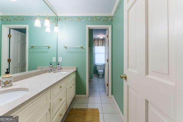 335 Cameron Ridge Drive, Atlanta, GA 30328