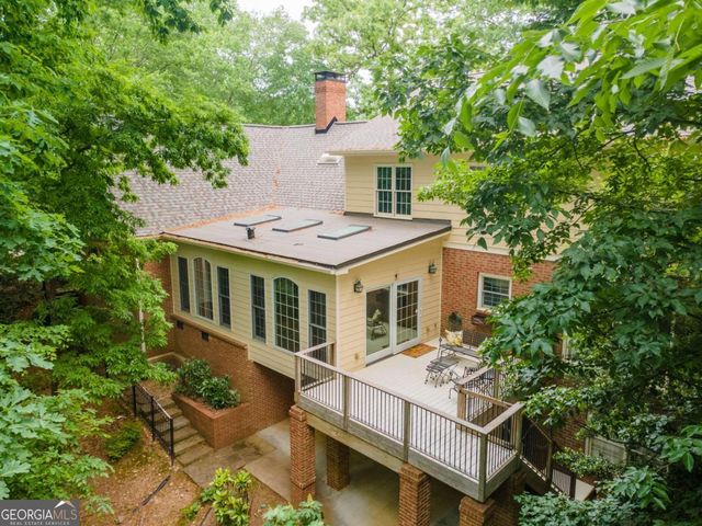 335 Cameron Ridge Drive, Atlanta, GA 30328
