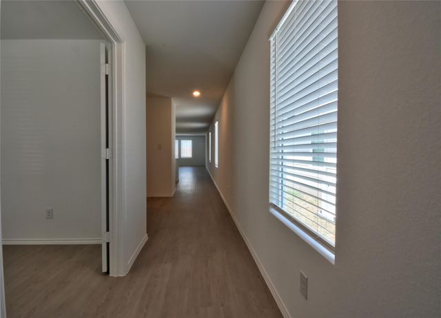 336 Dragonfly PARK, Hutto, TX 78634