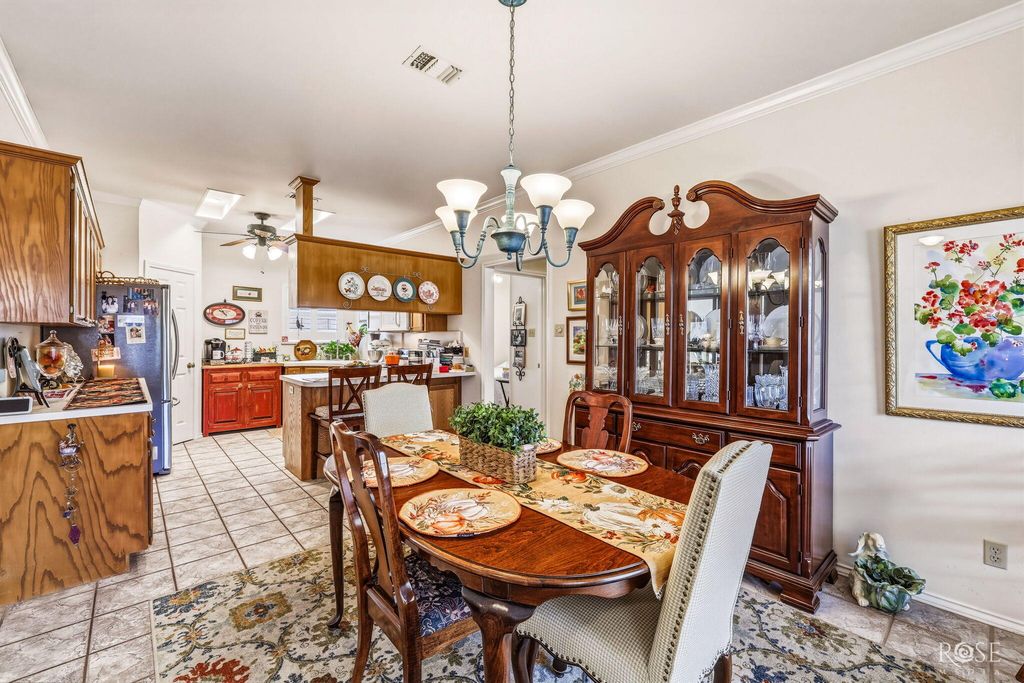 Image 11 of property listing at 2106 Eagle Court, San Angelo, TX 76904
