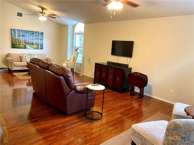 5225 Sandstone Drive, Temple, TX 76502