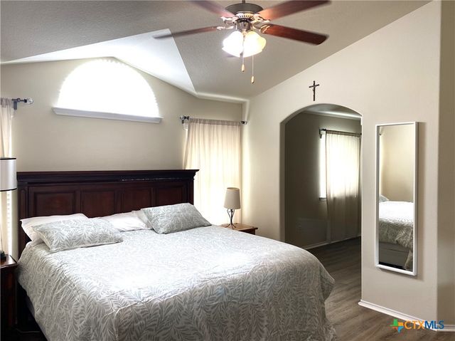 5225 Sandstone Drive, Temple, TX 76502