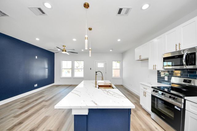 4606 Mallow Street, Houston, TX 77051