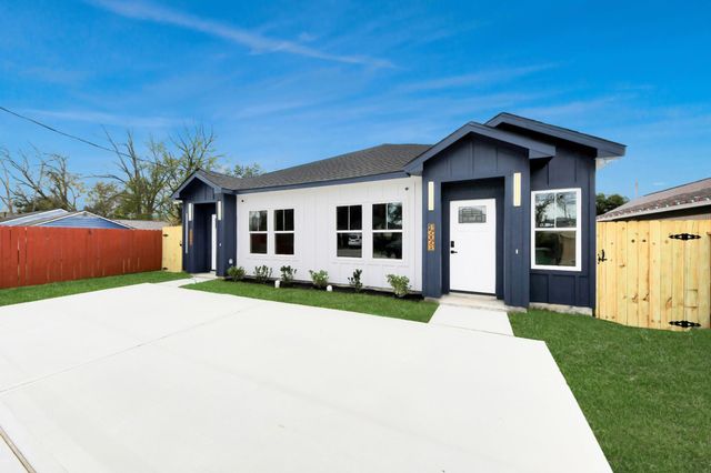 4606 Mallow Street, Houston, TX 77051