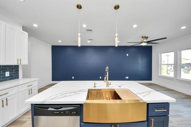 4606 Mallow Street, Houston, TX 77051