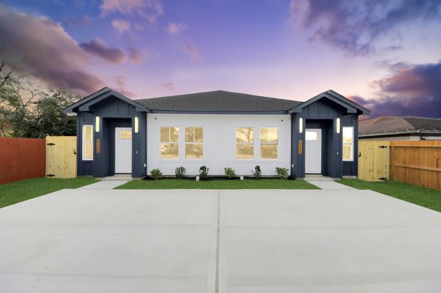 4606 Mallow Street, Houston, TX 77051