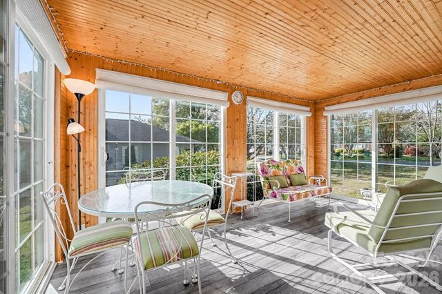 614 W Ridge Avenue, Landis, NC 28088