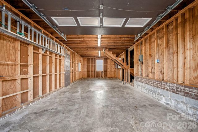 614 W Ridge Avenue, Landis, NC 28088