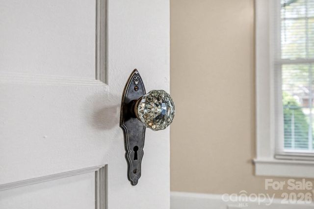 614 W Ridge Avenue, Landis, NC 28088