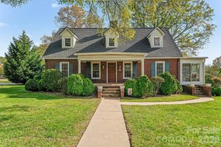 614 W Ridge Avenue, Landis, NC 28088