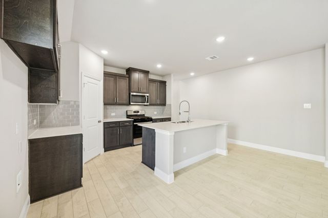 3202 Giovanni Point, Princeton, TX 75407