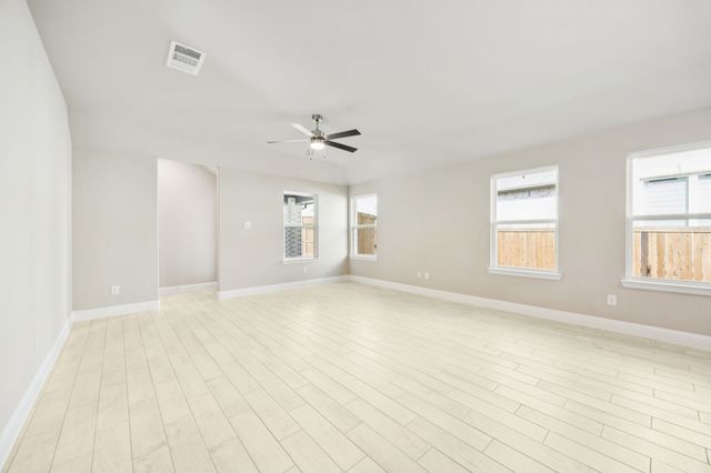 3202 Giovanni Point, Princeton, TX 75407