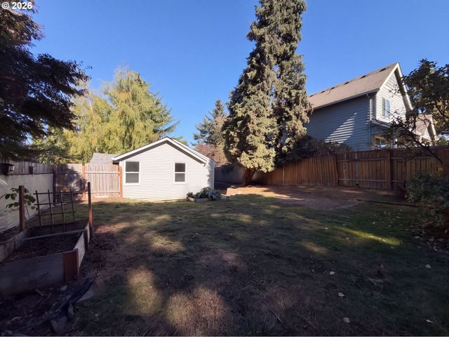 9886 Se 38TH Ave, Milwaukie, OR 97222