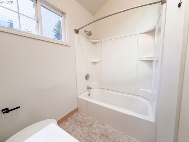 9886 Se 38TH Ave, Milwaukie, OR 97222