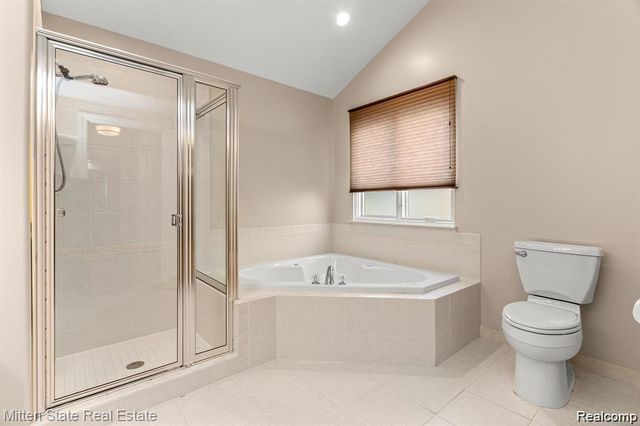 21254 Clayton Drive, Macomb Township, MI 48044