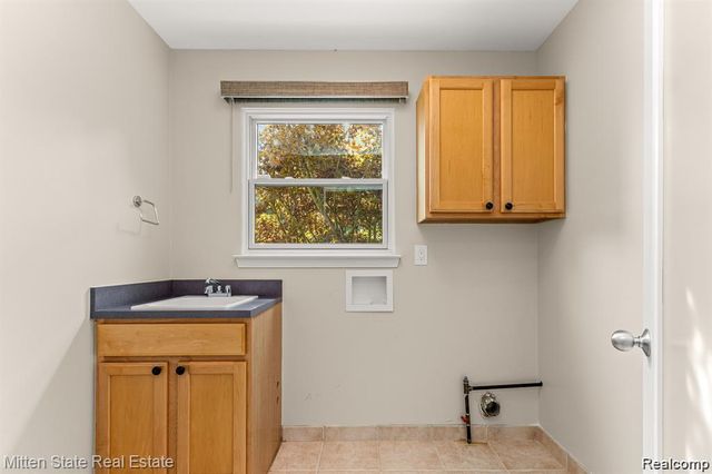 21254 Clayton Drive, Macomb Township, MI 48044