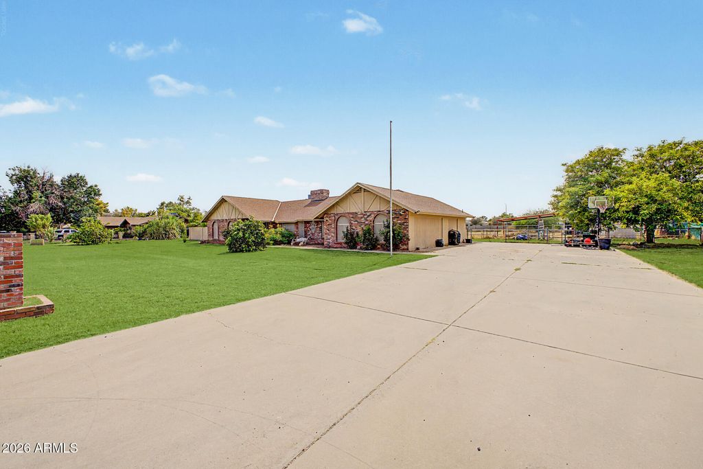 6622 S 66TH Avenue, Laveen, AZ 85339 — photo 2