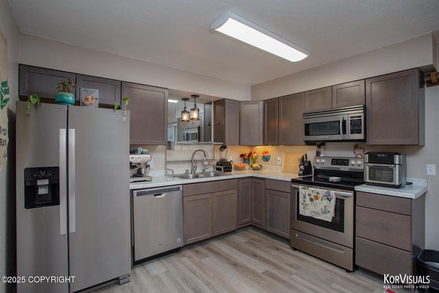 767 N Yakima Street, Wasilla, AK 99654