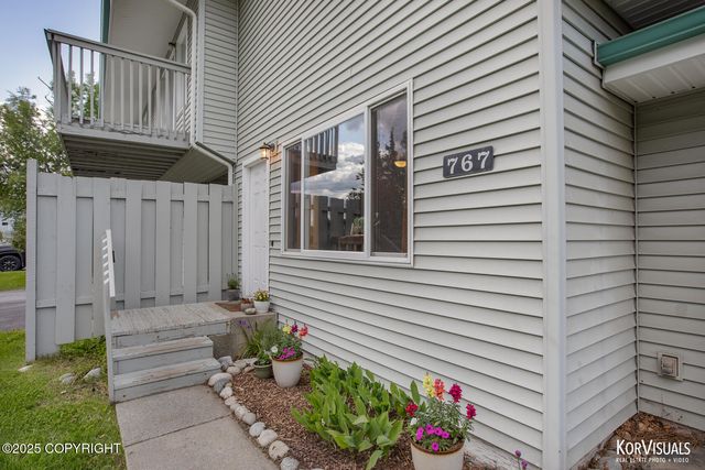 767 N Yakima Street, Wasilla, AK 99654