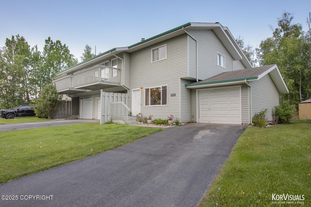 767 N Yakima Street, Wasilla, AK 99654